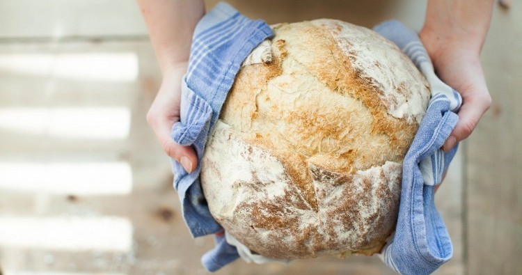 Pão por Deus: Uma tradição portuguesa